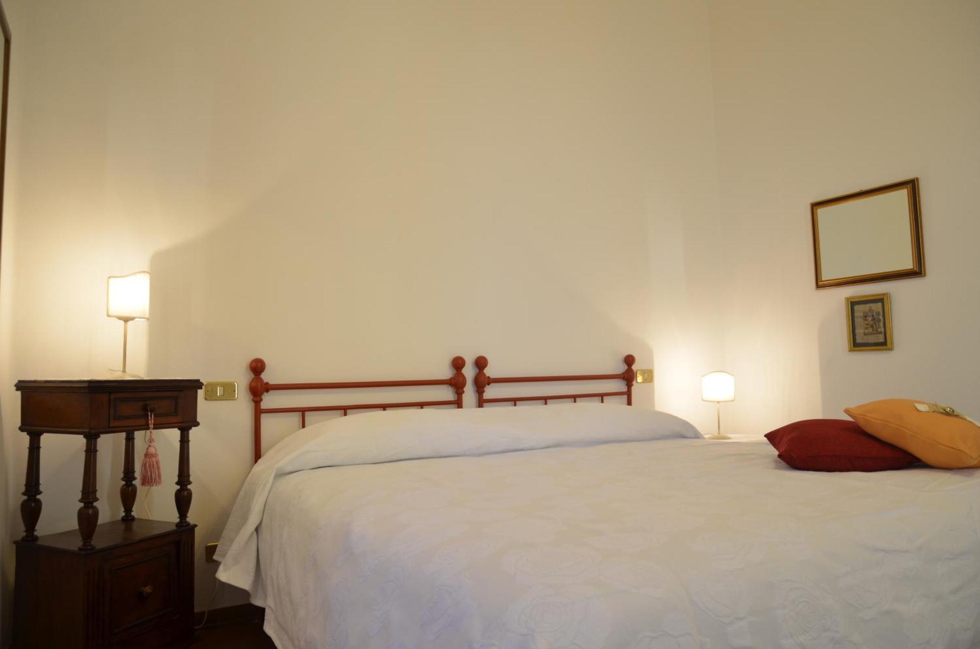 Donnaberarda Apartment Кортона Стая снимка